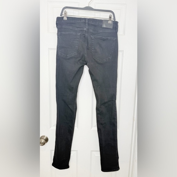 Hollister Men's Black Distressed Skinny Jeans W34 L32 - Picture 2 of 5